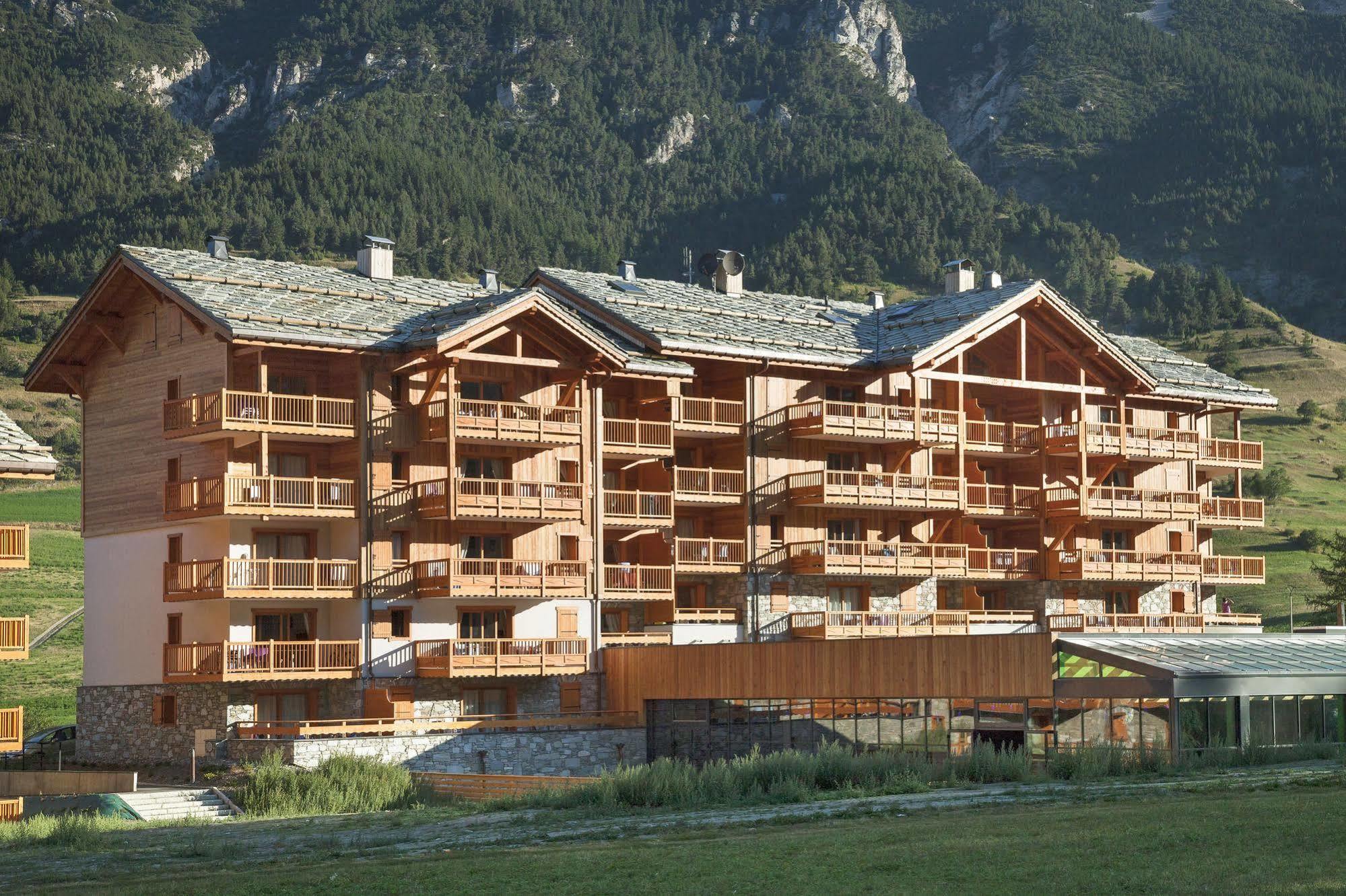 Cgh Residences & Spas Les Chalets De Flambeau Lanslebourg-Mont-Cenis Kültér fotó